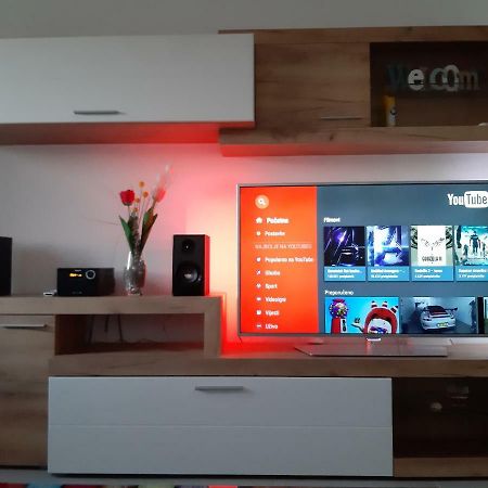 Studio Apartman Lady Apartment Njivice Luaran gambar