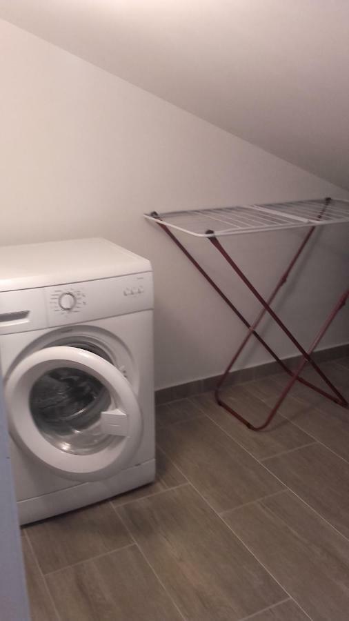 Studio Apartman Lady Apartment Njivice Luaran gambar