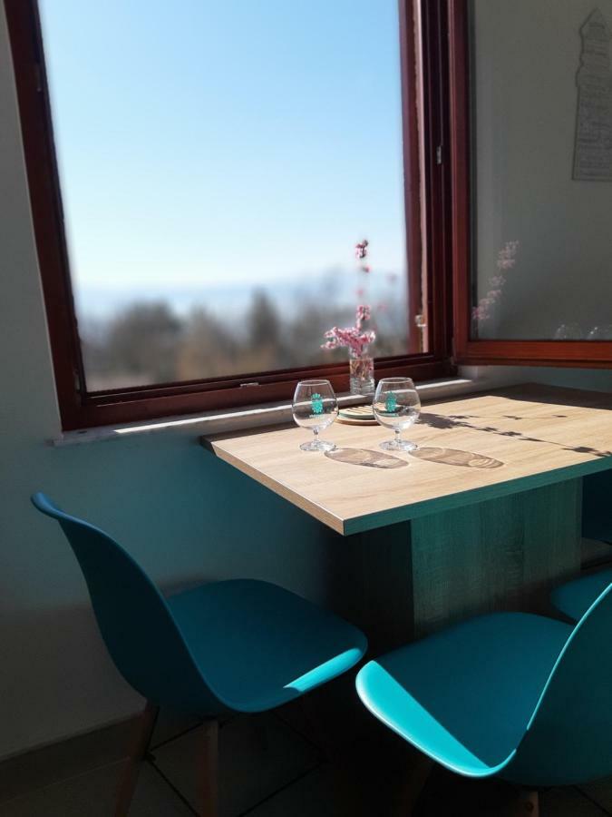Studio Apartman Lady Apartment Njivice Luaran gambar